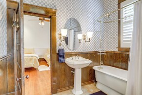 Walkable & Historic Houston Heights Bungalow!