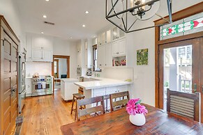 Walkable & Historic Houston Heights Bungalow!