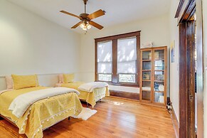 Walkable & Historic Houston Heights Bungalow!