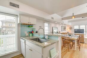1 Block to Beach: Family Retreat in Galveston!