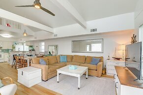 1 Block to Beach: Family Retreat in Galveston!