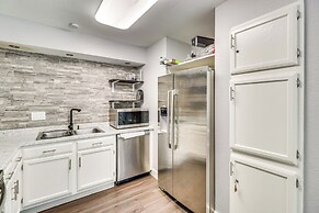4 Mi to Dtwn: Gem w/ Pool Access & Patio in Austin