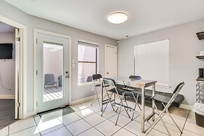 4 Mi to Dtwn: Gem w/ Pool Access & Patio in Austin