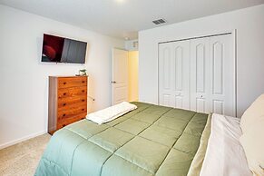 7 Mi to European Village: Pond-front Townhome!