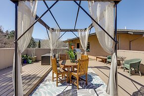 Walkable Apt in Carbondale: 'luxury Artist's Loft'