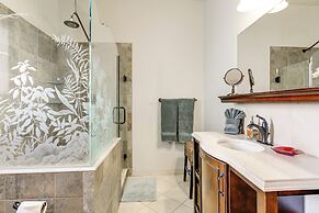 Walkable Apt in Carbondale: 'luxury Artist's Loft'