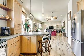 Walkable Apt in Carbondale: 'luxury Artist's Loft'