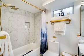 Colorado Springs Apt w/ Private Hot Tub