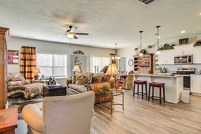 2 Mi to Steeplechase Racecourse: Stylish Aiken Gem