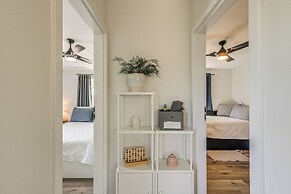 2 Blocks to Delano District: Modern Tiny Home!