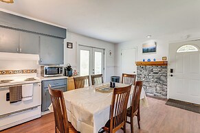 5 Mi to Chatuge Lake: Hayesville Hideaway!