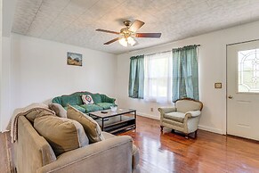 5 Mi to Chatuge Lake: Hayesville Hideaway!