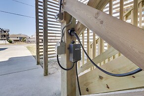 Hot Tub & Ocean Views: Kitty Hawk Haven!