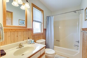 Hot Tub & Ocean Views: Kitty Hawk Haven!