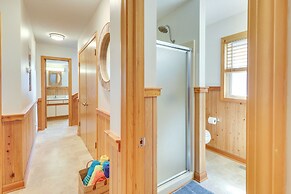 Hot Tub & Ocean Views: Kitty Hawk Haven!