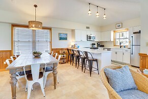 Hot Tub & Ocean Views: Kitty Hawk Haven!