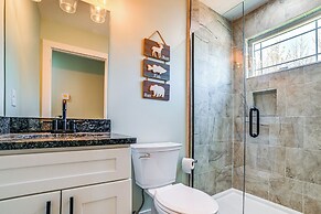 4 Mi to Lake Barkley: Pet-friendly Home w/ Hot Tub