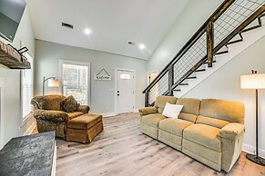 4 Mi to Lake Barkley: Pet-friendly Home w/ Hot Tub