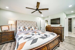 4 Mi to Lake Barkley: Pet-friendly Home w/ Hot Tub