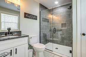 4 Mi to Lake Barkley: Pet-friendly Home w/ Hot Tub