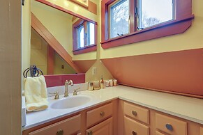 Deck, Mountain Views: Colorful Retreat in Vernon!