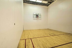 Dock + Pool Access: Condo on Smith Mountain Lake