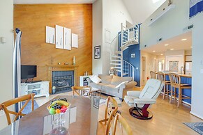 Dock + Pool Access: Condo on Smith Mountain Lake