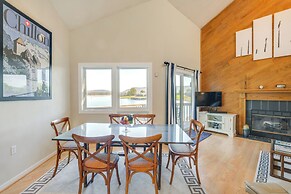 Dock + Pool Access: Condo on Smith Mountain Lake