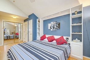 Dock + Pool Access: Condo on Smith Mountain Lake