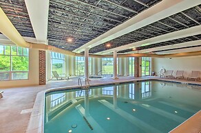 Dock + Pool Access: Condo on Smith Mountain Lake