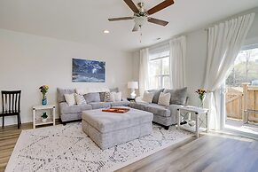 Patio & Grill: Modern Family Home in Hampstead