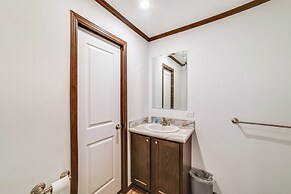 Dog-friendly Miller Hunting Retreat!