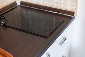 Peaceful Studio With Views Golem