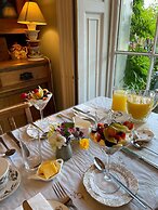 Peacocks Tearoom and Fine B&B