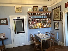 Peacocks Tearoom and Fine B&B