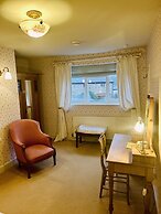 Peacocks Tearoom and Fine B&B