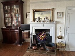 Peacocks Tearoom and Fine B&B