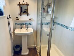 Peacocks Tearoom and Fine B&B