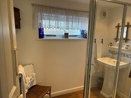 Peacocks Tearoom and Fine B&B