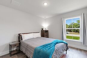 Poolside Sunset in South Gulf Cove 4 Bedroom Home