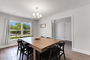 Poolside Sunset in South Gulf Cove 4 Bedroom Home