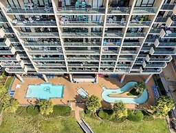 Stunning Ocean Views From The 10th Floor 1 Bedroom Condo