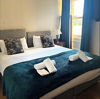 No. 1 High Street - Boutique Rooms