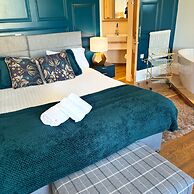 No. 1 High Street - Boutique Rooms