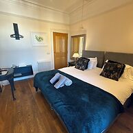 No. 1 High Street - Boutique Rooms