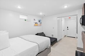 Extended Stay Comfy Suites LL