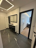 Stylish Apt Near Belvedere 15 Min to Center