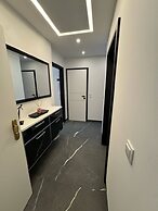 Stylish Apt Near Belvedere 15 Min to Center