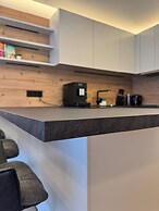 Stylish Apt Near Belvedere 15 Min to Center