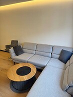 Stylish Apt Near Belvedere 15 Min to Center